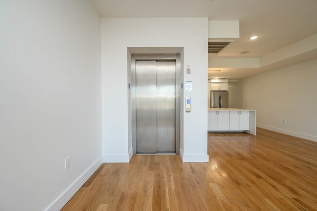 Photo - 1707 Palisade Ave Unit 3