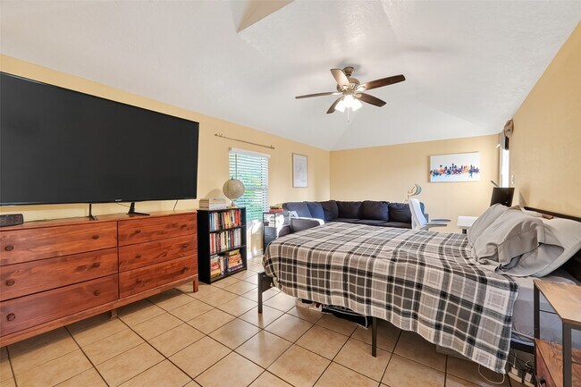 Photo - 138 E Rocky Creek Rd