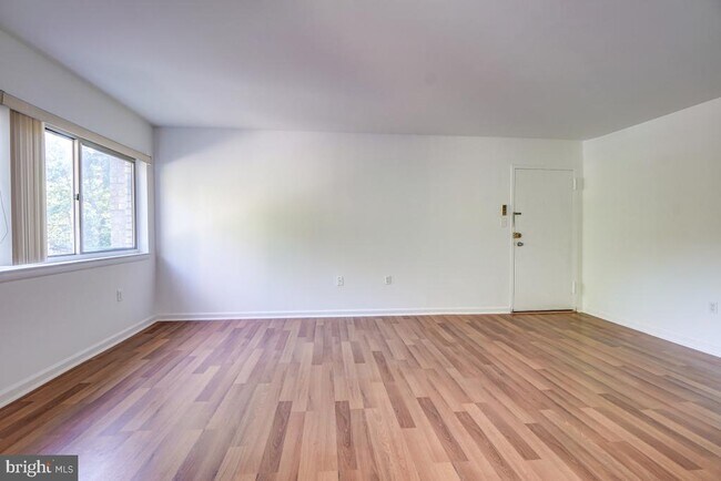 Photo - 12305 Braxfield Ct Unidad 408