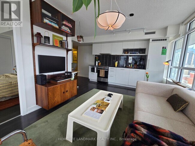 Photo - 365 Church St Unit #1603