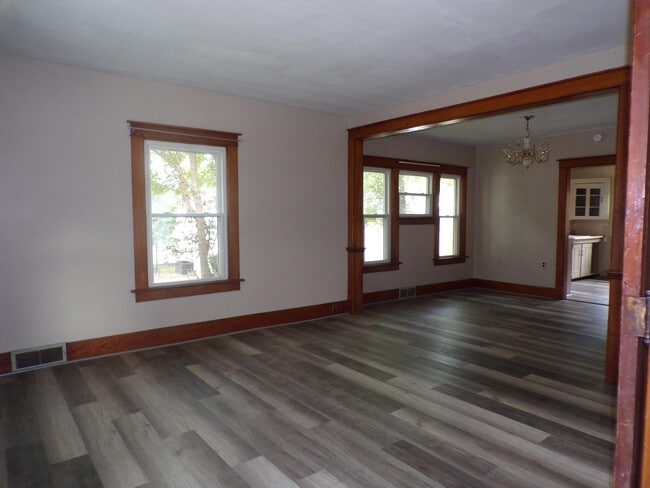 Photo - 1 Howder St