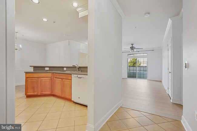 Photo - 5801 Clipper Ln Unidad 204