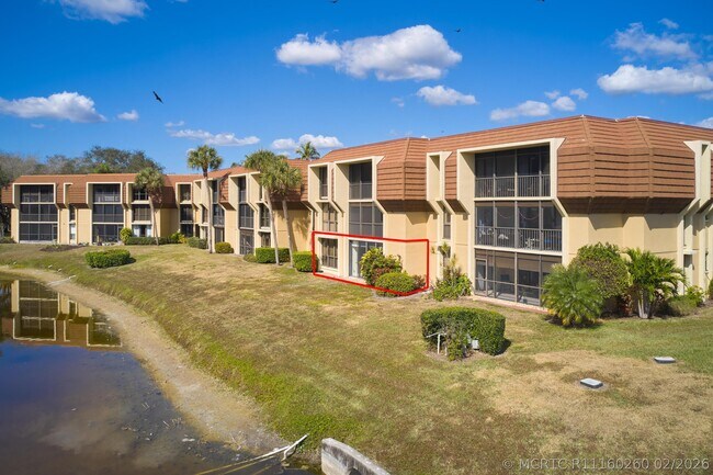 Photo - 5250 Woodland Lakes Dr Unit 130