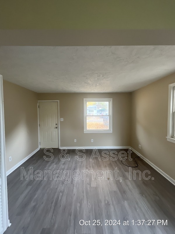 Photo - 3231 Westmont Ave