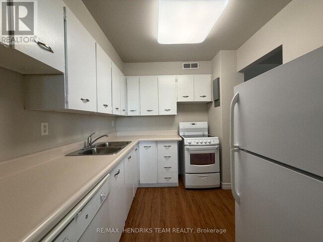 Photo - 158 Fitch St Unit 318