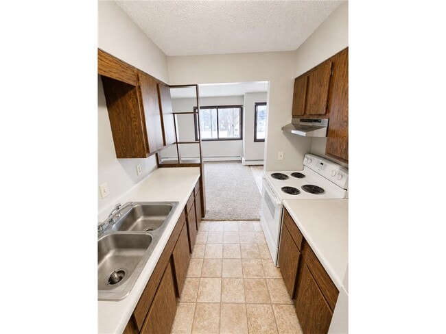 Building Photo - 761 S 9th St Unit 5