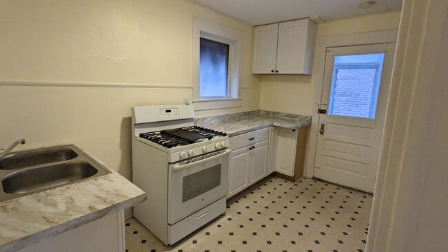 Photo - 1111 Sanford St Unidad 2