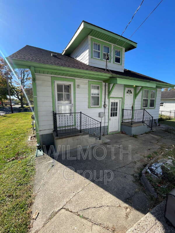 Photo - 1604 W 15th St Unit A