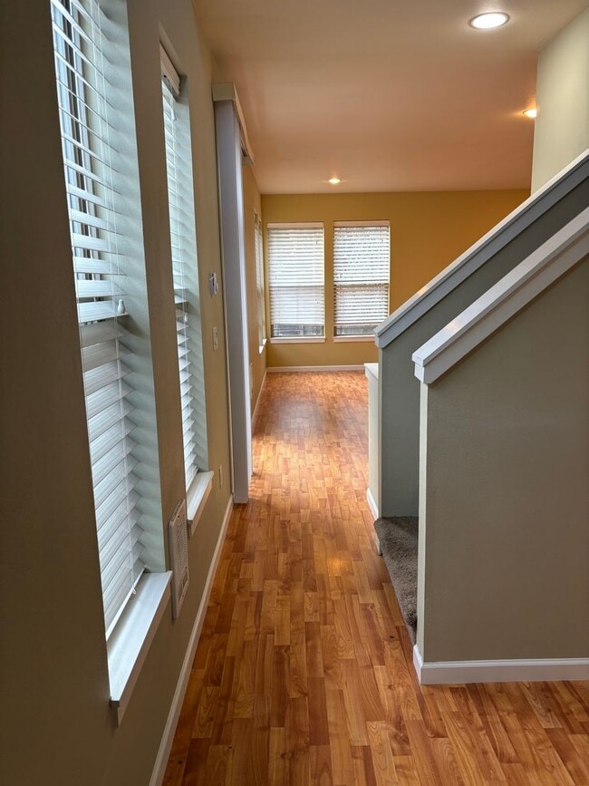 Photo - K1021 Unit 1021 NE Kayak Loop - A