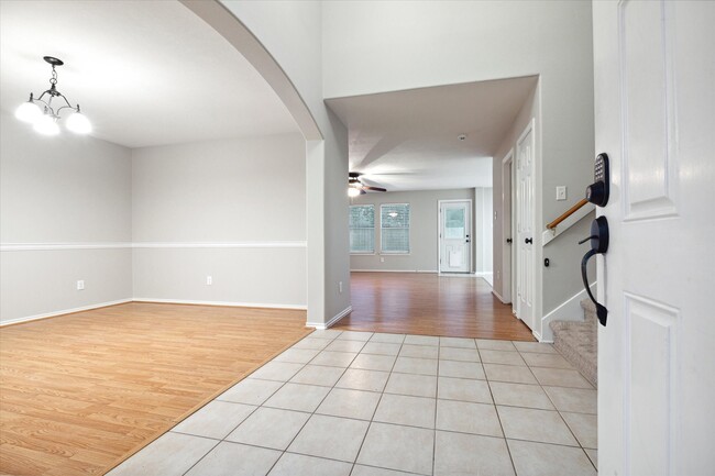 Photo - 24423 Pepperrell Pl St
