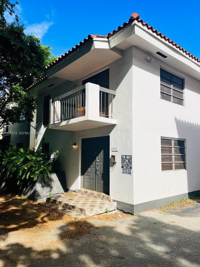 Photo - 217 Calabria Ave