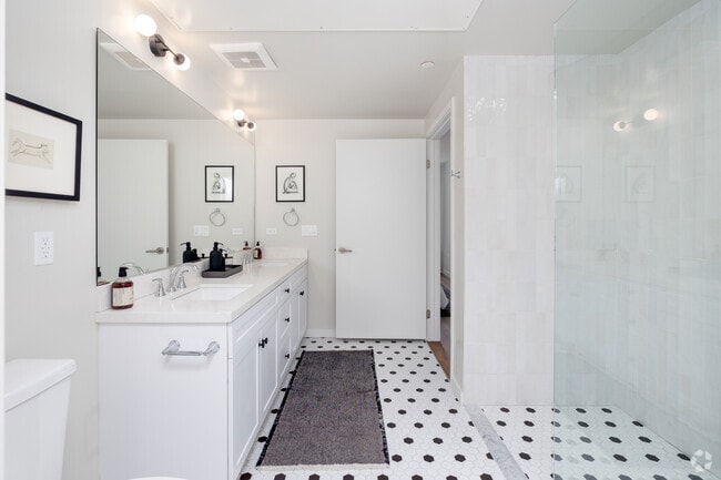 2BD, 2BA - 1,224SF - Primary Bathroom