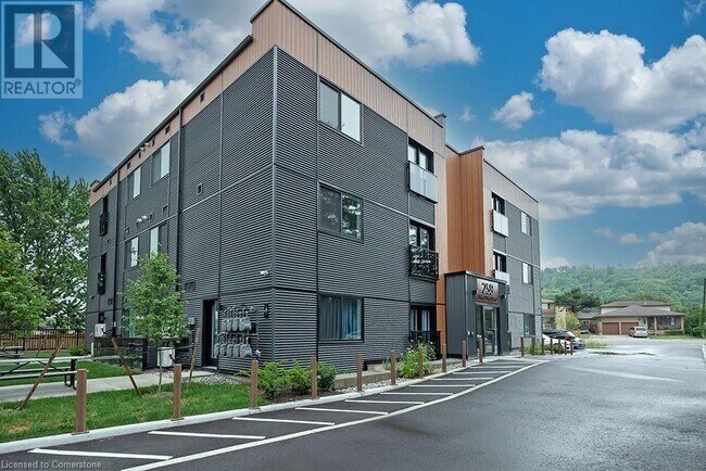 Photo - 259 King St E Unité 3A