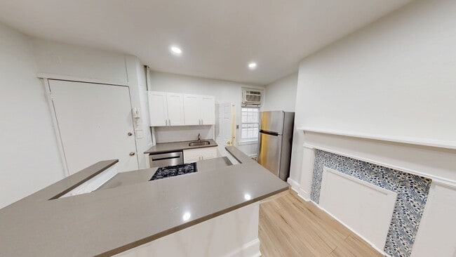 Photo - 312 S 16th St Unit 2F