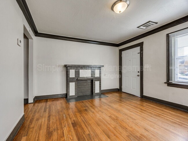 Photo - 2357 W Park Pl