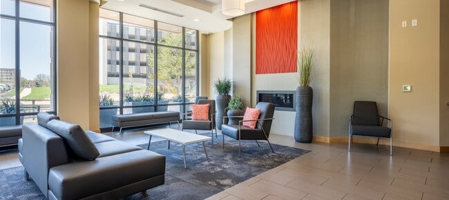 Photo - Venture Luxury High Rise