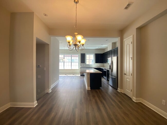 Photo - 2408 Lobelia Dr