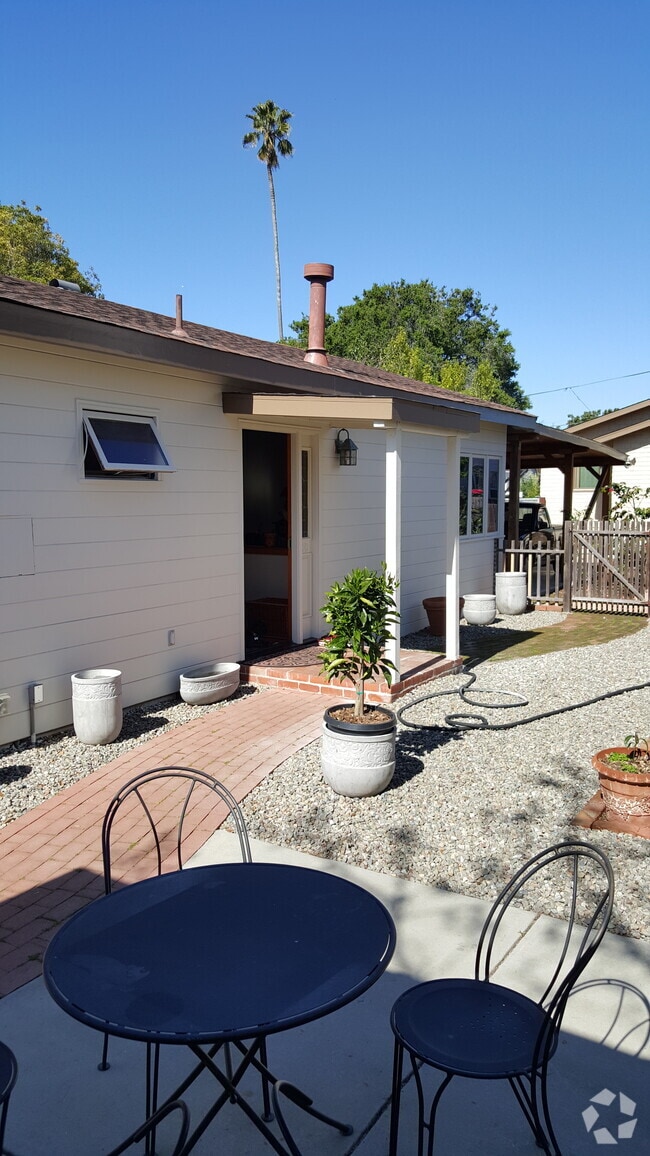 Building Photo - 710 S Fremont St Unit 3 Rental
