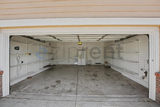 Photo - Unit