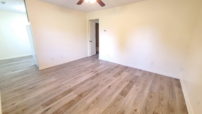 Photo - 210 Bolton Cir Unit 2