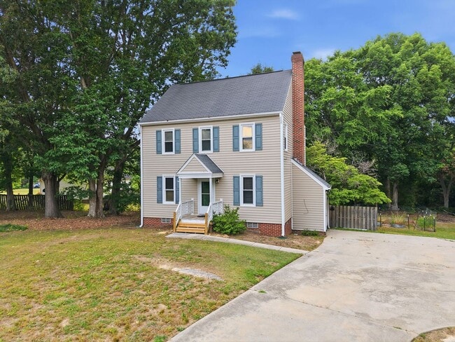 Photo - Spacious 3BR Home with Deck in Prime Wake Forest Location