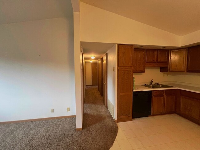 Photo - 2306 Radtke Ave Unit 6