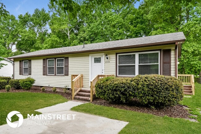 Photo - 2034 Willow Rd