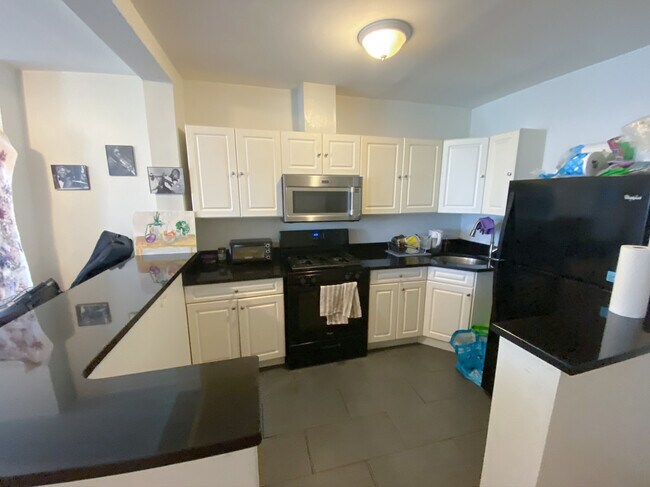 Photo - 1352 Herkimer St Unidad #1