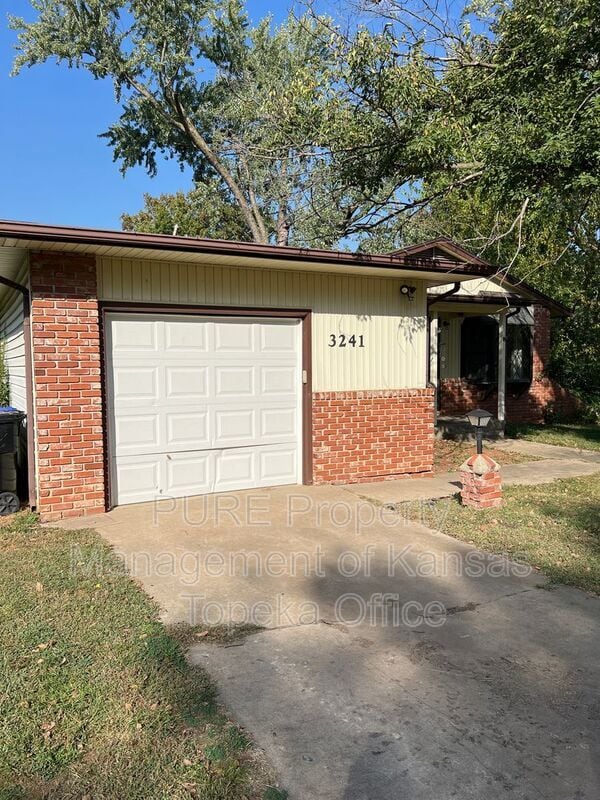 Photo - 3241 SW 31st Terrace