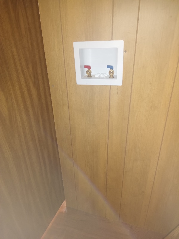 Photo - 305 Dowtin Ln