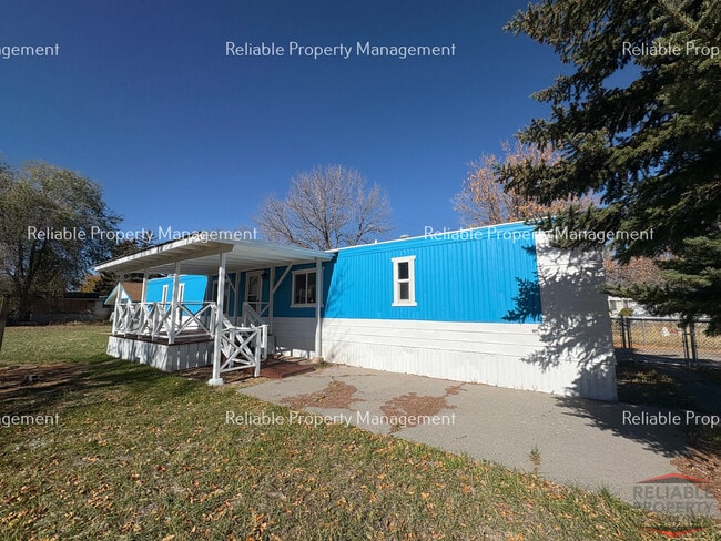 Photo - 770 Stevens Dr
