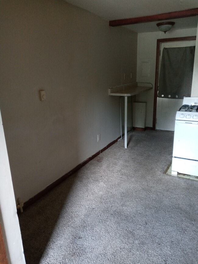 Photo - 201 1/2 W Park St Unit 201 1/2