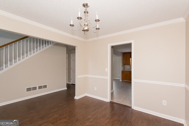 Photo - 5934 Colonnade Dr