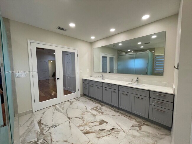 Photo - 16820 NW 79th Pl