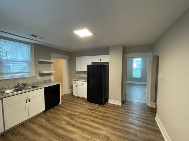 Photo - 625 W Lynn St Unit 625 A W Lynn