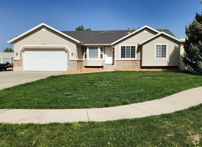Building Photo - 9381 S 3110 W Rental