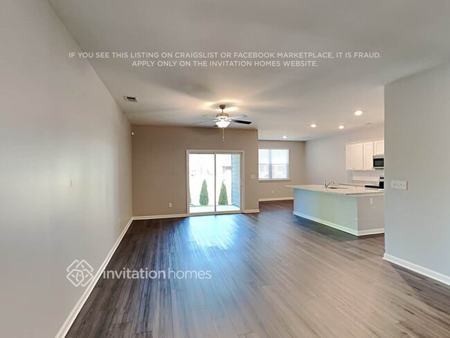 Photo - 113 Webster Cir