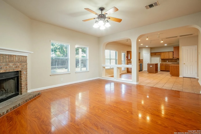 Photo - 9207 Larsons Ln