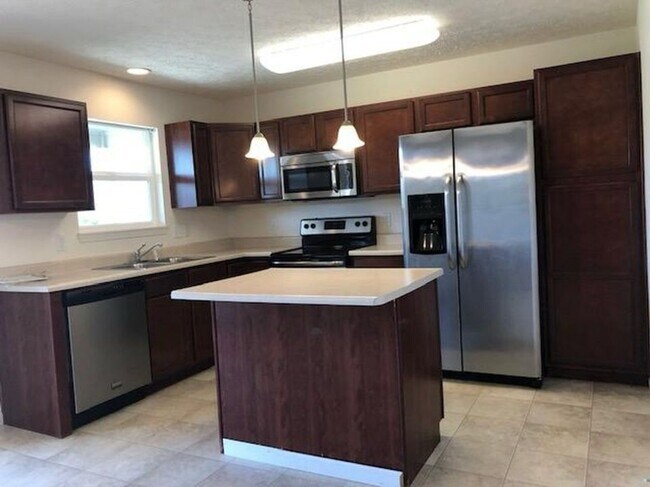 Photo - BRIDDLEWOOD COMMUNITY