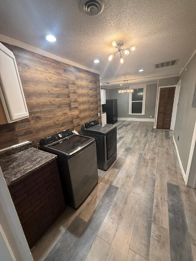 405 W Harnett St Unit B