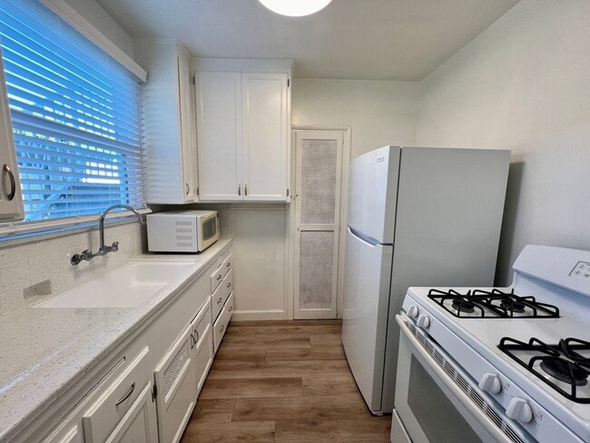 North Park Downstairs One Bedroom Apartmen... - North Park Downstairs One Bedroom Apartmen... Apartment Unit 4468
