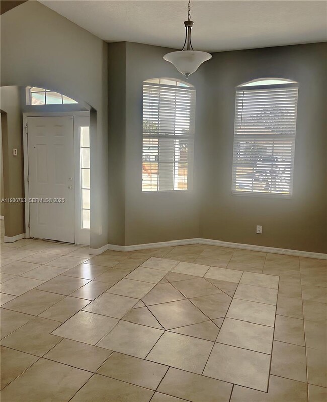 Photo - 2050 SE Franciscan St