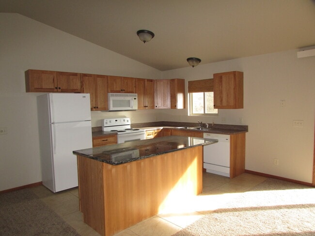 Photo - r1350 Unidad A