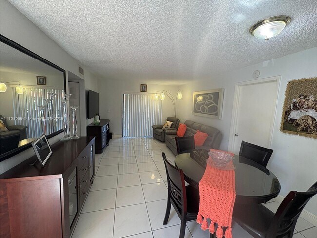Photo - 9714 Hammocks Blvd Unit 203-29