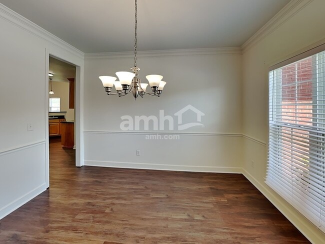 Photo - 2043 Keene Cir