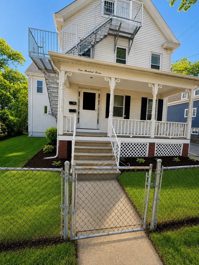 Photo - 107 Franklin St Unit 1