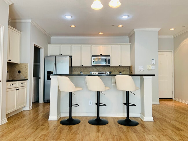 Photo - 1020 Texas St Unit 3204