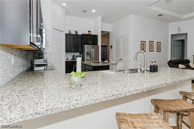 Photo - 5169 Roma St S