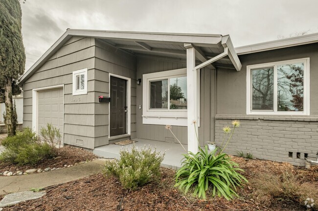 Building Photo - 1905 Waterford Rd Rental