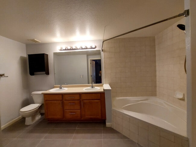 Photo - 5800 Tower Rd Unit #401